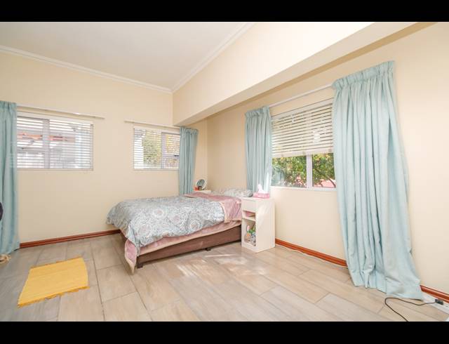 2 BEDROOM APARTMENT FOR SALE IN PARKVIEW